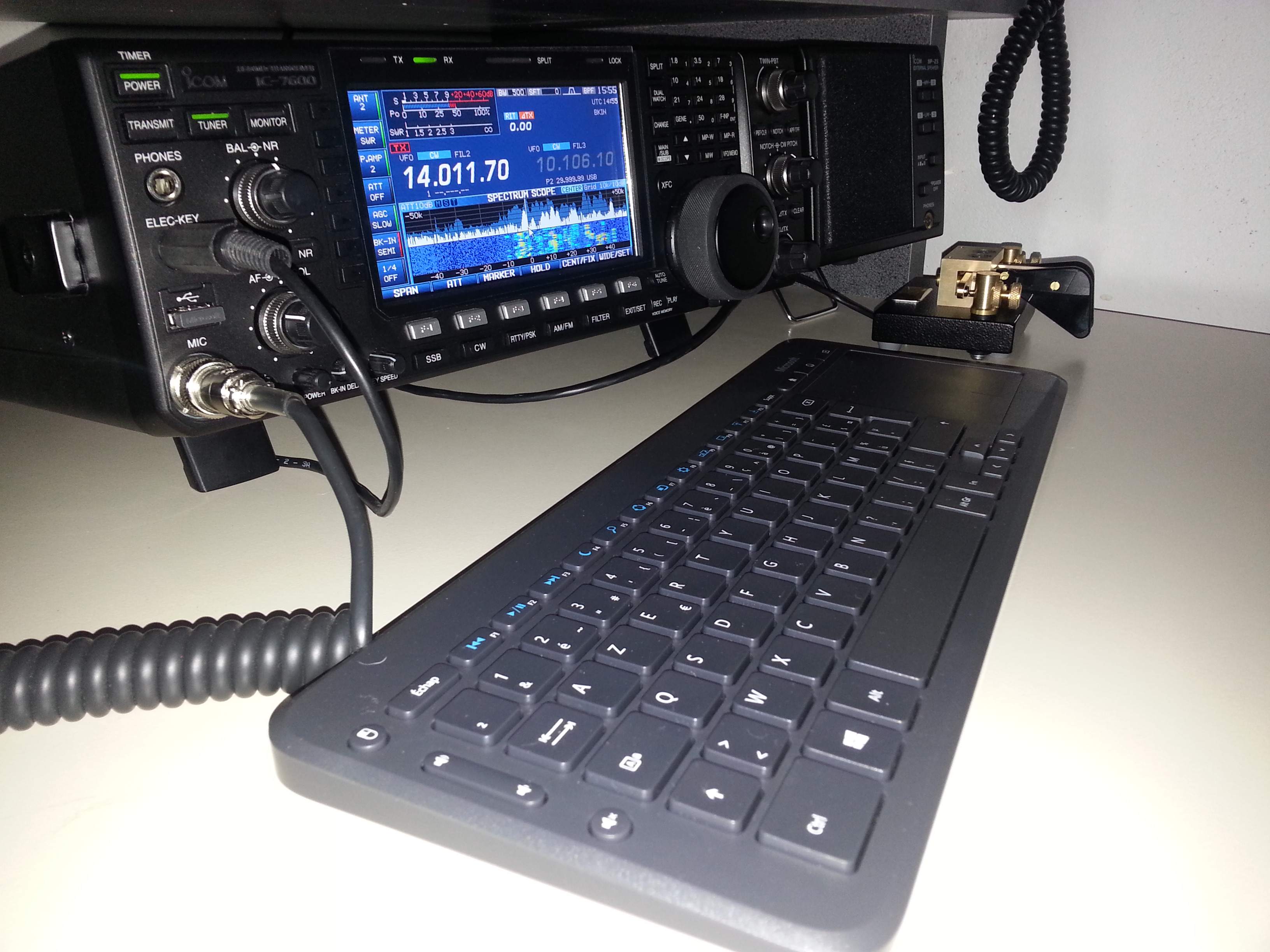 Icom IC-7600